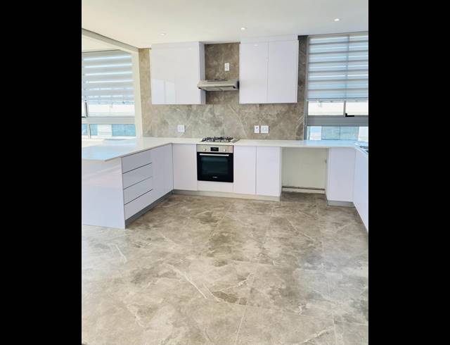 3 BEDROOM APARTMENT RENTED IN SEA POINT
